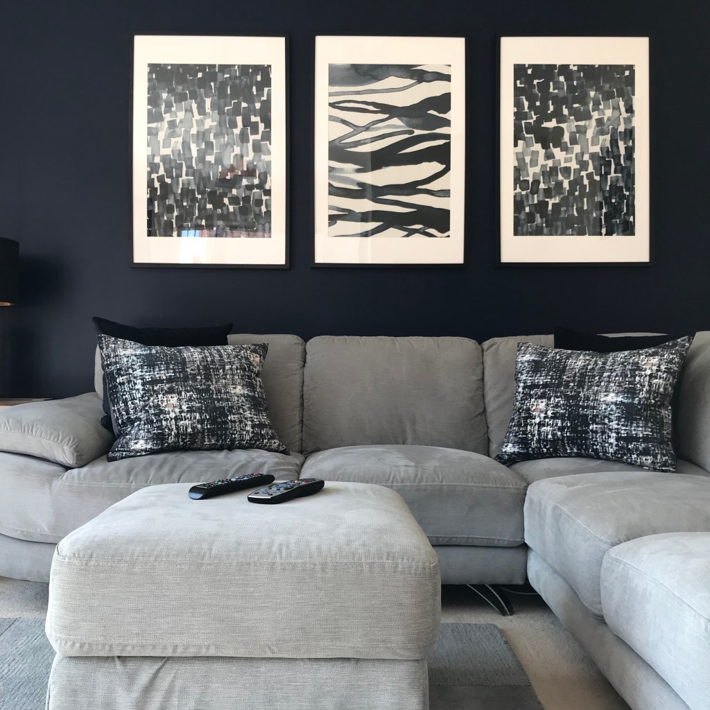 Lounge Makeover: Dark &&nbsp;Dramatic