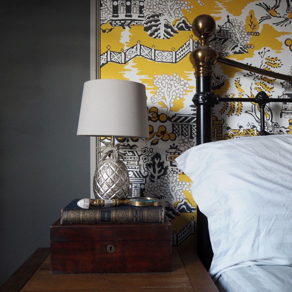 Bedroom Makeover: Bring Back The&nbsp;YELLOW!